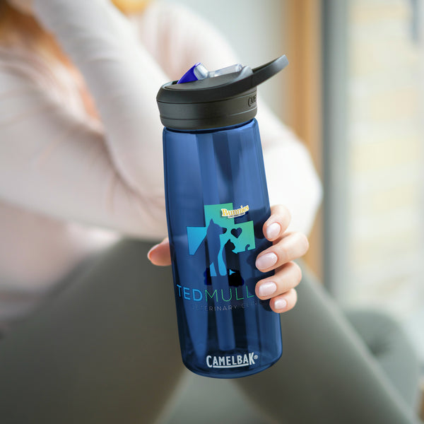 Mullins Vet Clinic (Schitt's Creek) |  CamelBak Eddy® Water Bottle, 20oz\25oz